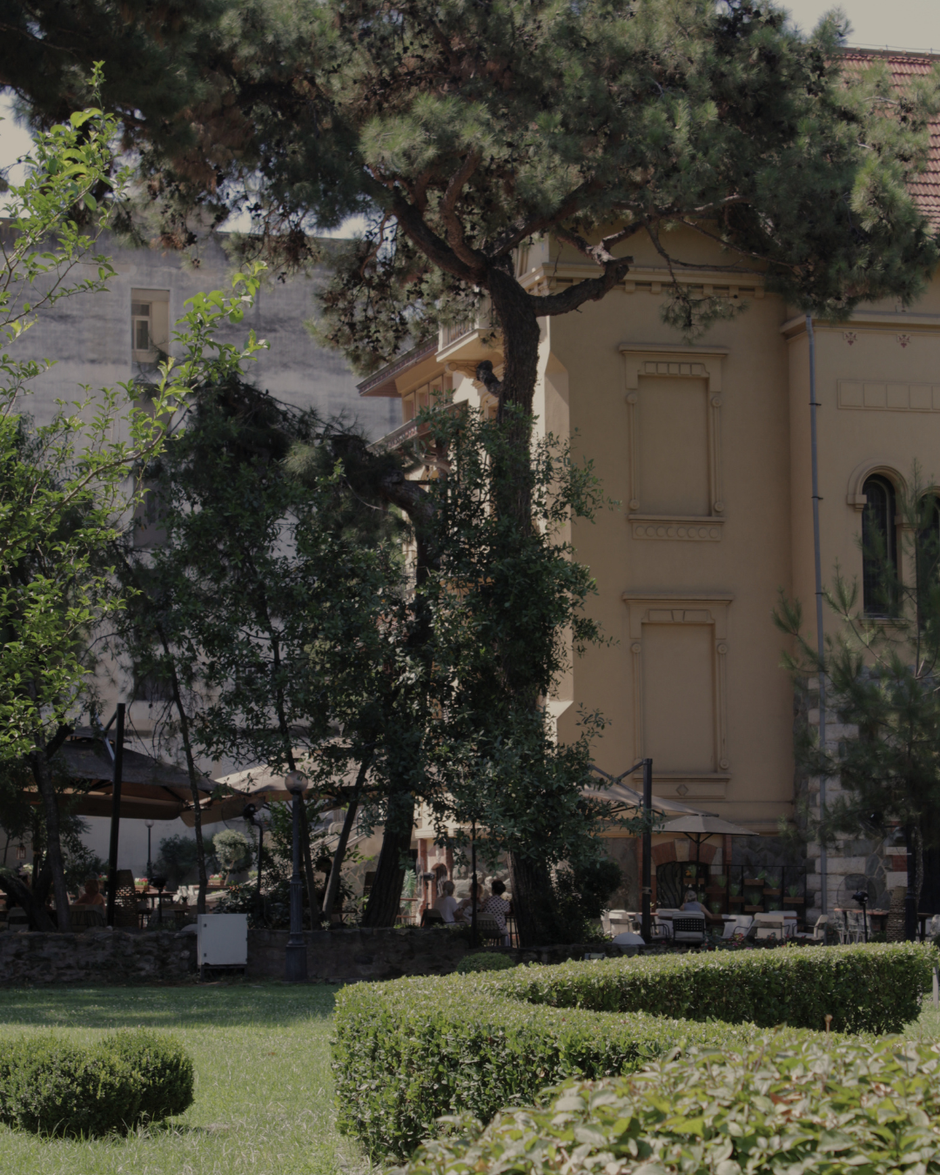 The architectural details of Casa Bianca showcasing Thessaloniki hidden history
